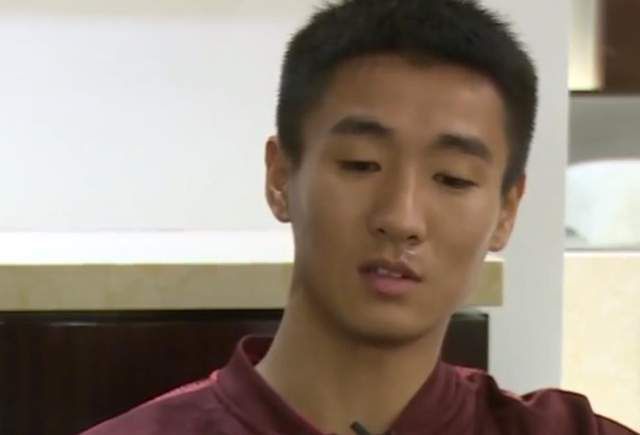 巴洛特利点评了本场比赛。